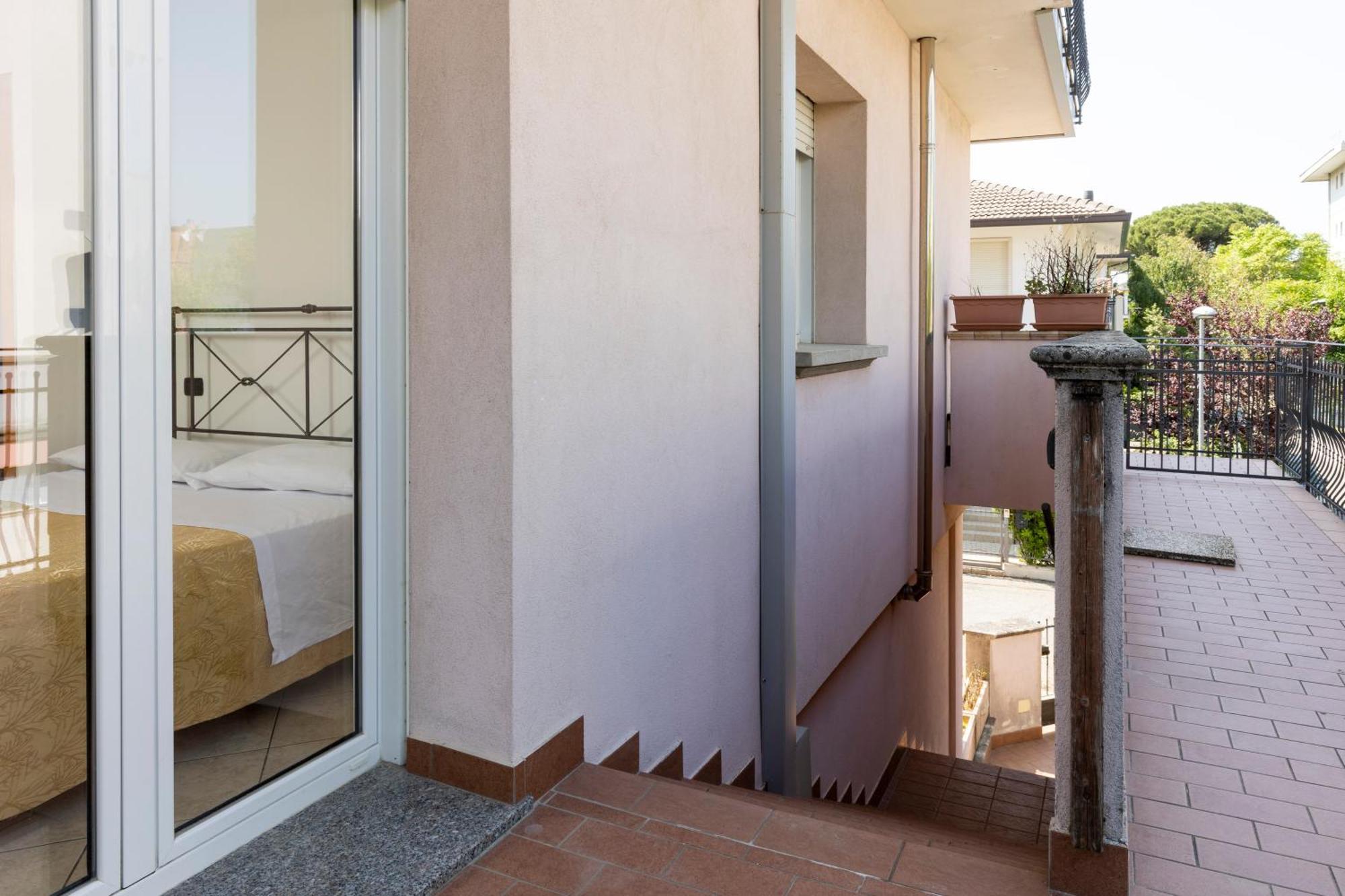 Residence Tre Trilo&Suites Rimini Exteriör bild