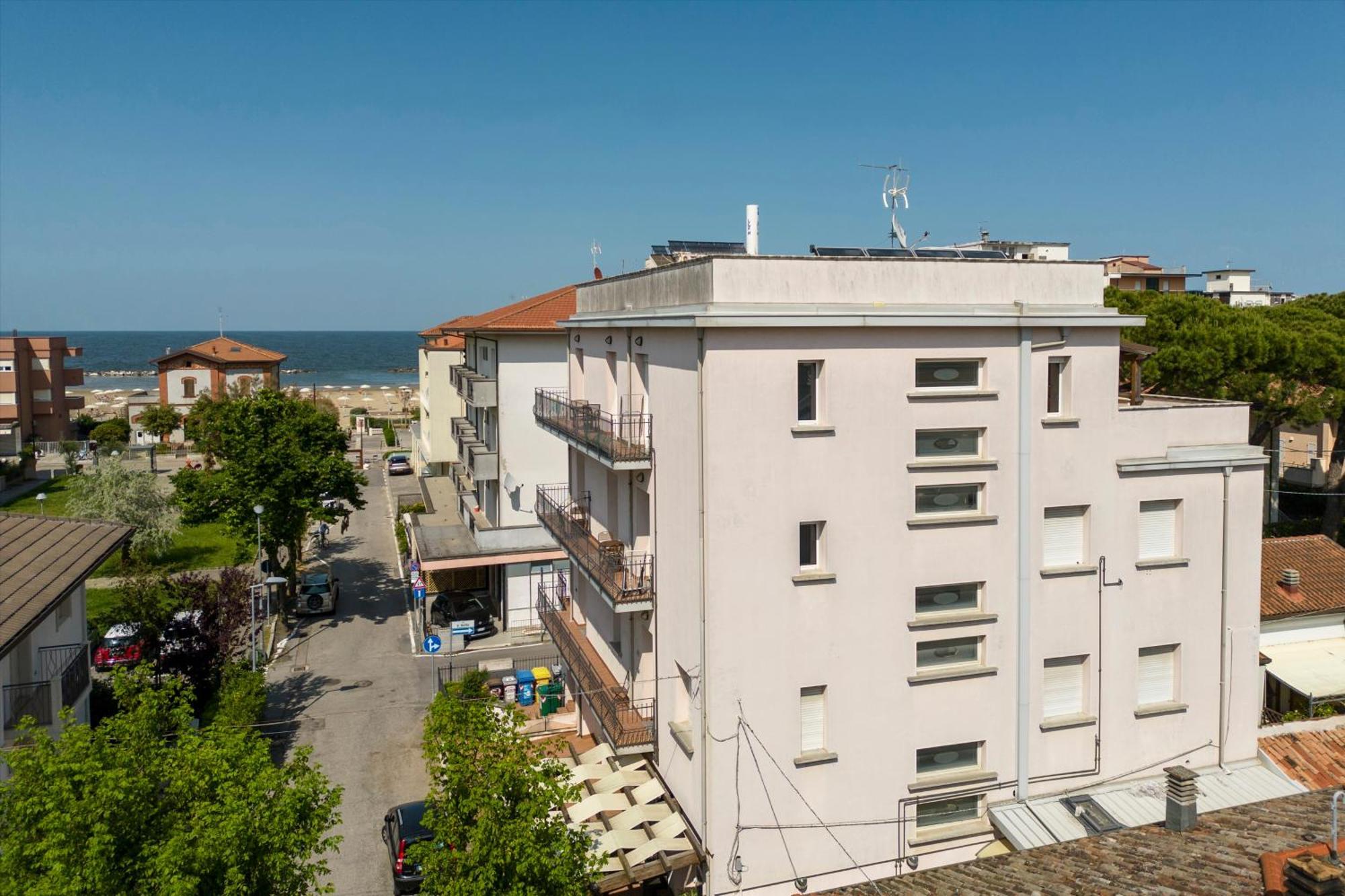Residence Tre Trilo&Suites Rimini Exteriör bild