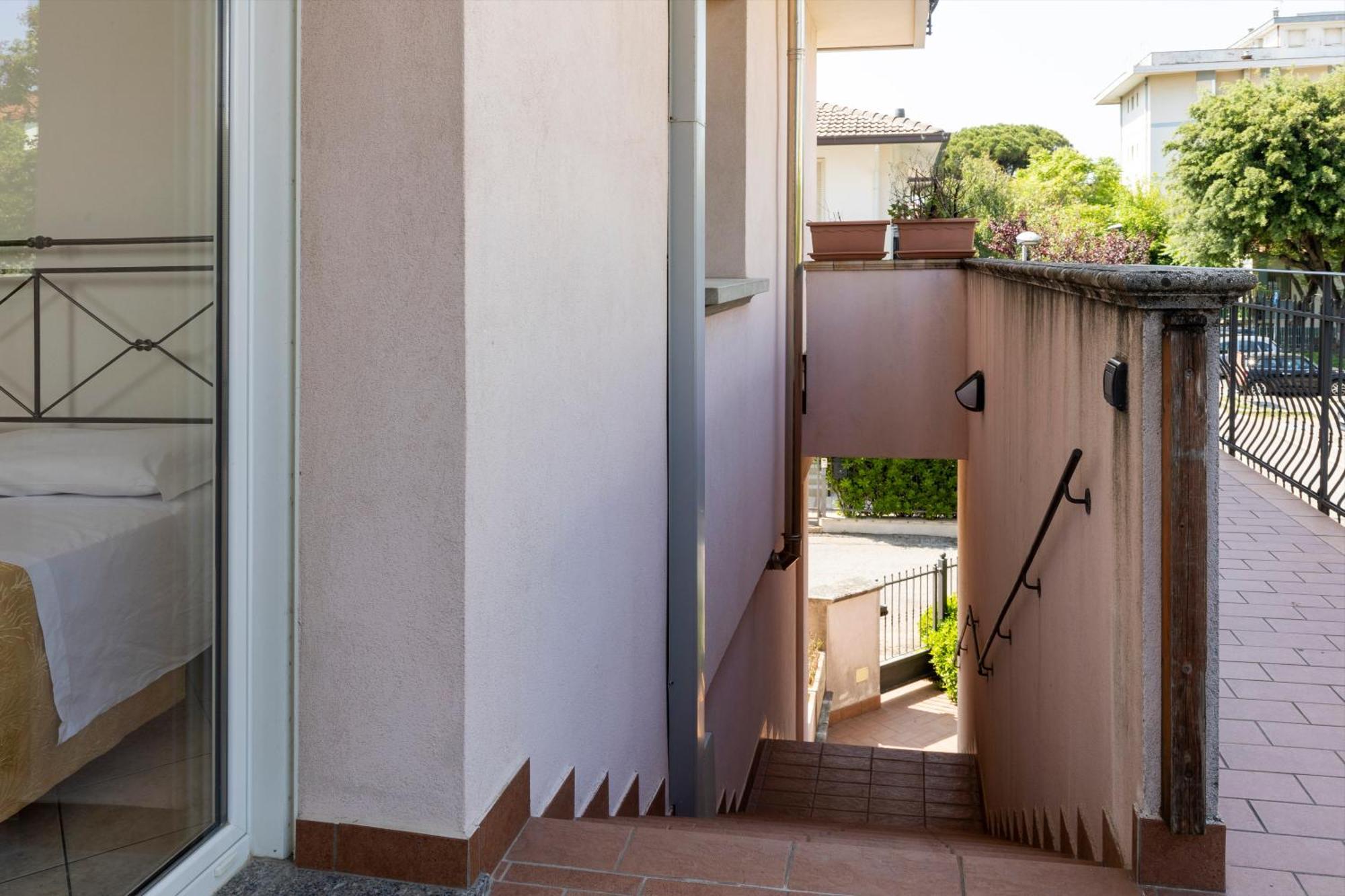 Residence Tre Trilo&Suites Rimini Exteriör bild