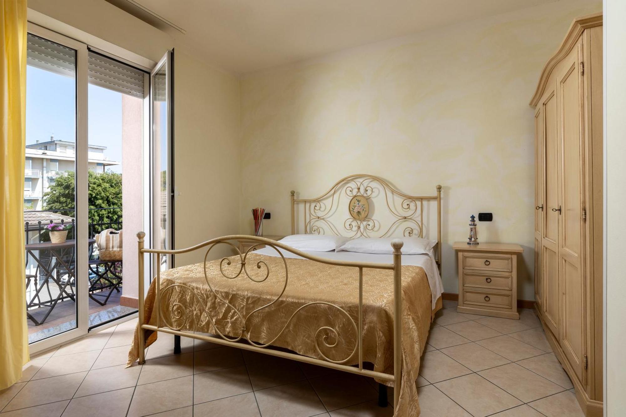 Residence Tre Trilo&Suites Rimini Exteriör bild